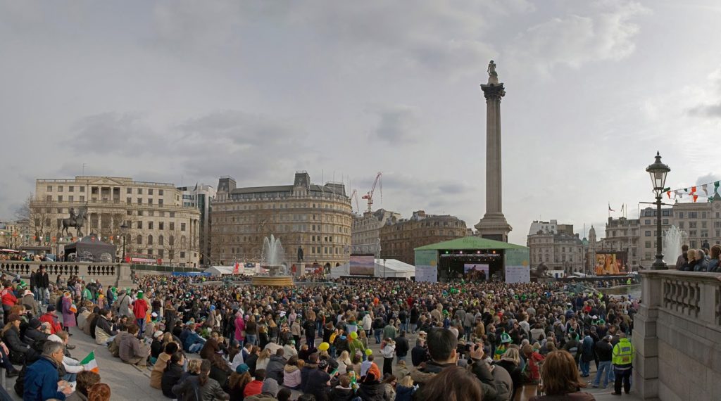 st-patricks-day--trafalgar-square-march-2006